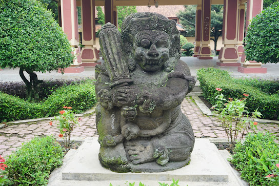 Artikel Museum Penataran